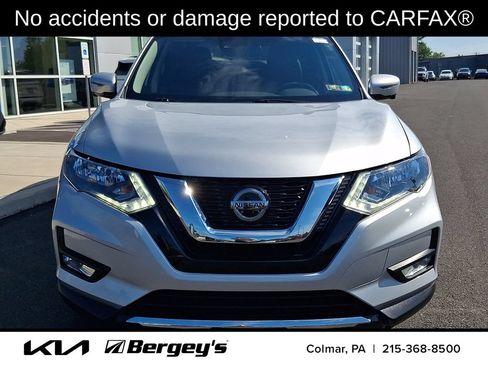 Used 2020 Nissan Rogue SL AWD/4WD image 2