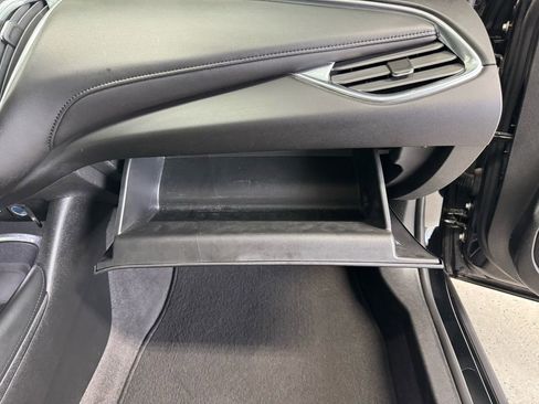 Used 2020 Chevrolet Malibu LT w/ Leather Package FWD image 32