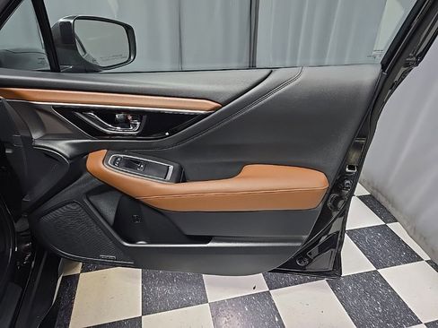 Used 2020 Subaru Outback Touring XT image 6