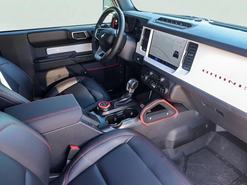 Used 2025 Ford Bronco Stroppe Edition AWD/4WD image 37