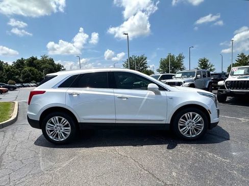 Used 2017 Cadillac XT5 Premium Luxury AWD/4WD image 17