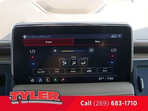 Used 2021 Chevrolet Suburban Premier w/ Premium Package AWD/4WD image 65