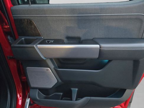 Used 2021 Ford F150 Lariat w/ Equipment Group 502A High image 27