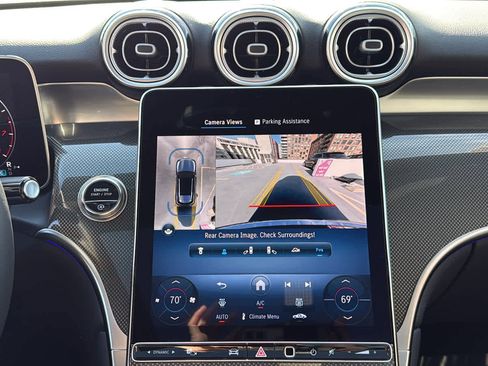 Certified 2025 Mercedes-Benz GLC 300 4MATIC image 42