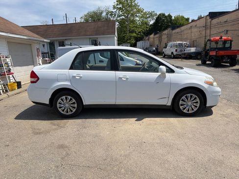 Used 2009 Nissan Versa 1.8 S w/ ABS Pkg FWD image 10
