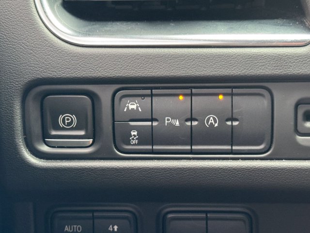 Used 2023 Chevrolet Suburban RST AWD/4WD image 23