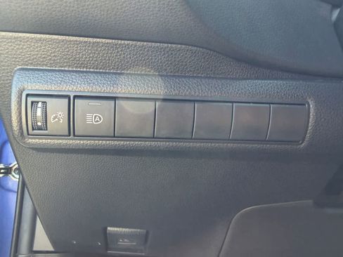 Used 2023 Toyota Corolla SE w/ Carpet Mat Package (TMS) FWD image 15