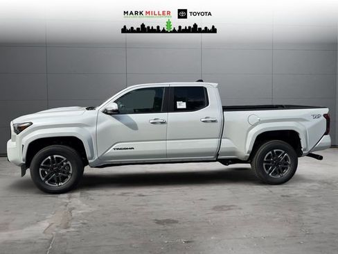 New 2026 Toyota Tacoma TRD Sport w/ TRD Sport Upgrade Package AWD/4WD image 2