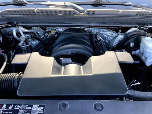 Used 2017 Chevrolet Tahoe LT w/ Luxury Package RWD image 28