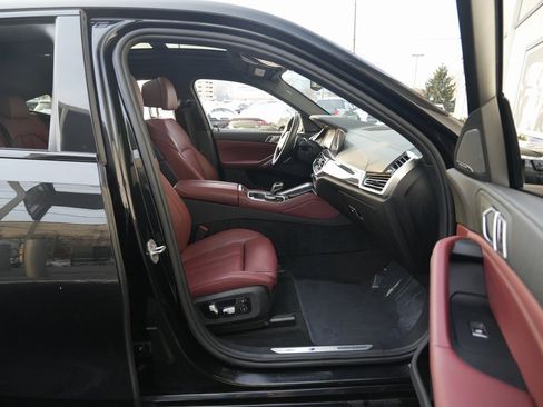 Used 2020 BMW X6 M50i w/ Premium Package image 34
