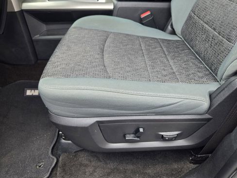Used 2015 RAM 1500 Lone Star RWD image 20