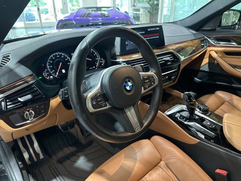 Used 2018 BMW M550i xDrive AWD/4WD image 3