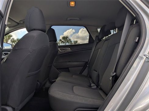 Certified 2024 Kia Sportage LX image 15
