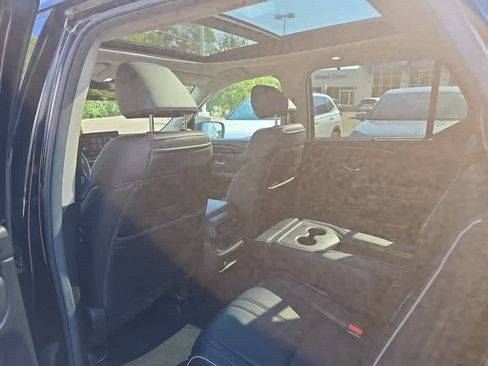 Used 2025 Honda Pilot Elite image 8