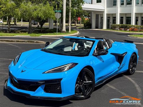 Used 2024 Chevrolet Corvette Z06 RWD image 8