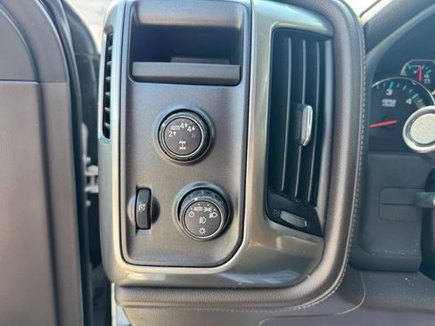 Used 2018 Chevrolet Silverado 1500 LTZ w/ Texas Edition AWD/4WD image 17