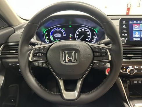 Used 2022 Honda Accord Touring image 18