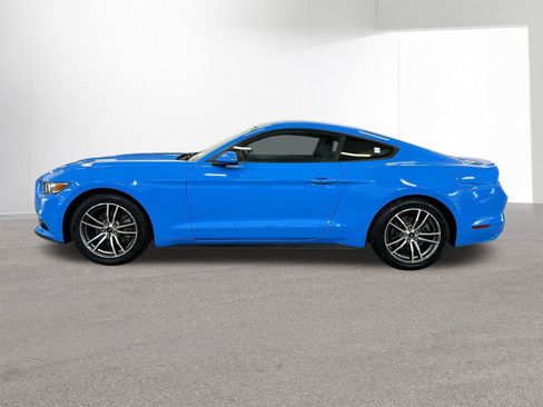 Used 2017 Ford Mustang EcoBoost image 27