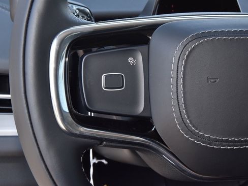 New 2025 Lincoln Navigator Reserve image 24