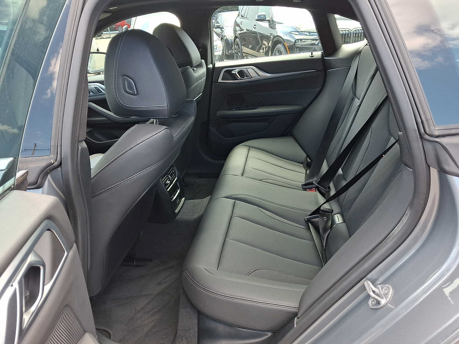 Used 2025 BMW i4 xDrive40i w/ Parking Assistance Package AWD/4WD image 11