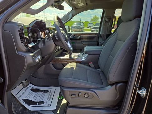 New 2026 GMC Sierra 1500 Elevation AWD/4WD image 2