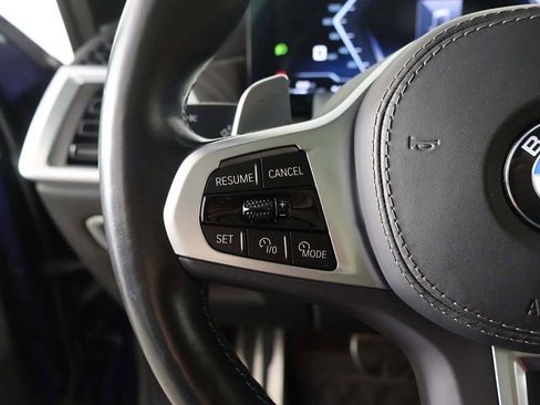 Used 2024 BMW X7 M60i image 46