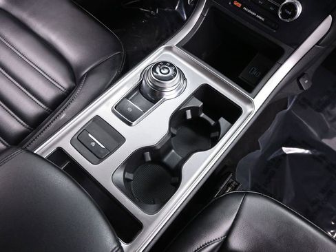 Used 2023 Ford Edge SEL image 22