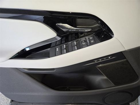 New 2026 Land Rover Range Rover Evoque S image 20