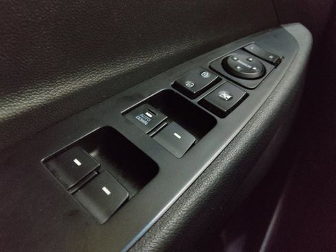 Used 2021 Hyundai Tucson SE FWD image 27