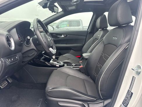 Used 2022 Kia Forte GT-Line w/ GT-Line Premium Package image 26
