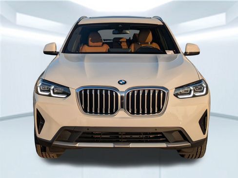 Used 2023 BMW X3 xDrive30i w/ Premium Package image 10