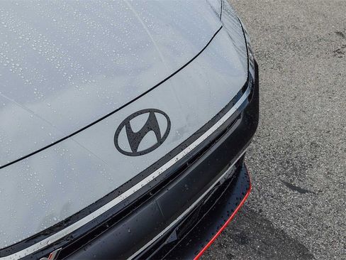 Certified 2026 Hyundai Elantra N image 12