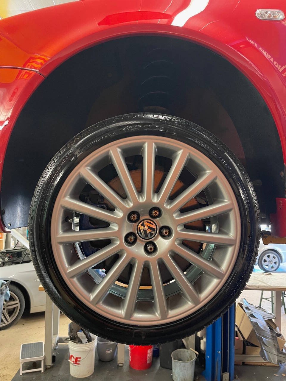 Used 2004 Volkswagen R32 AWD/4WD image 53