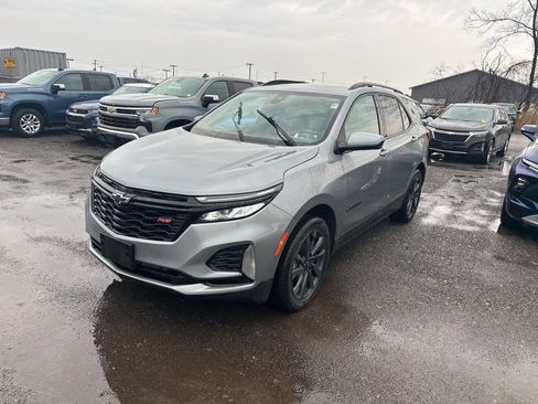 Used 2024 Chevrolet Equinox RS image 5