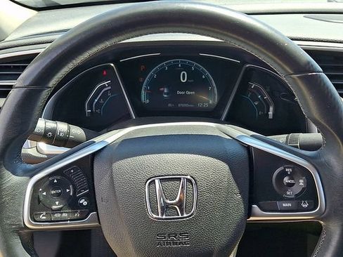 Used 2017 Honda Civic Touring image 19
