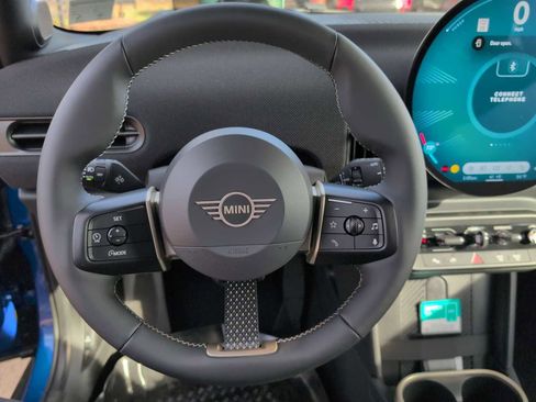 New 2026 MINI Cooper 4-Door Hardtop image 25