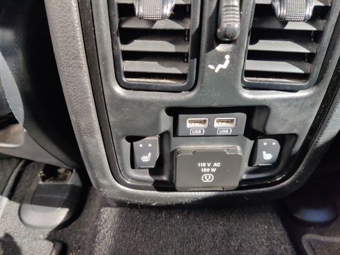 Used 2021 Dodge Durango R/T w/ Blacktop Package image 34