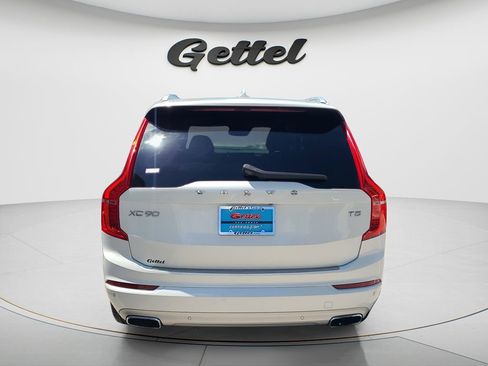 Used 2020 Volvo XC90 T5 Momentum w/ Protection Package Premier FWD image 6