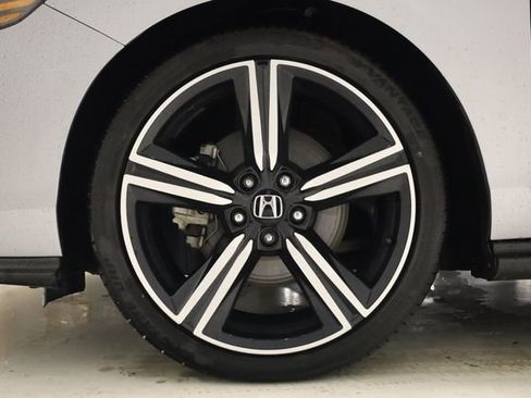 Used 2023 Honda Accord Sport image 7