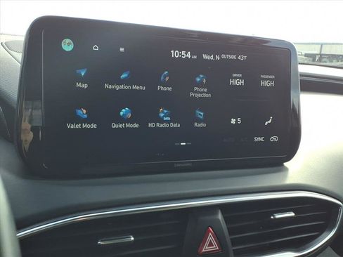 Used 2023 Hyundai Santa Fe SEL image 11