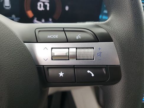 Used 2025 Hyundai Tucson SE FWD image 23