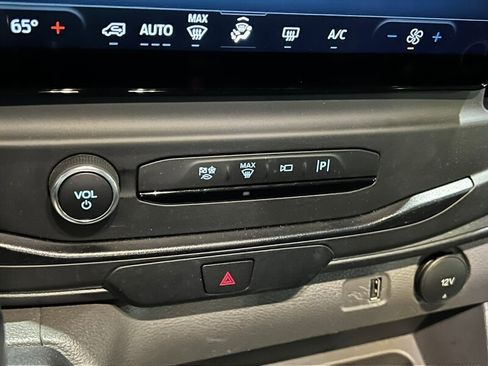 Used 2024 Ford Transit 350 XL image 25