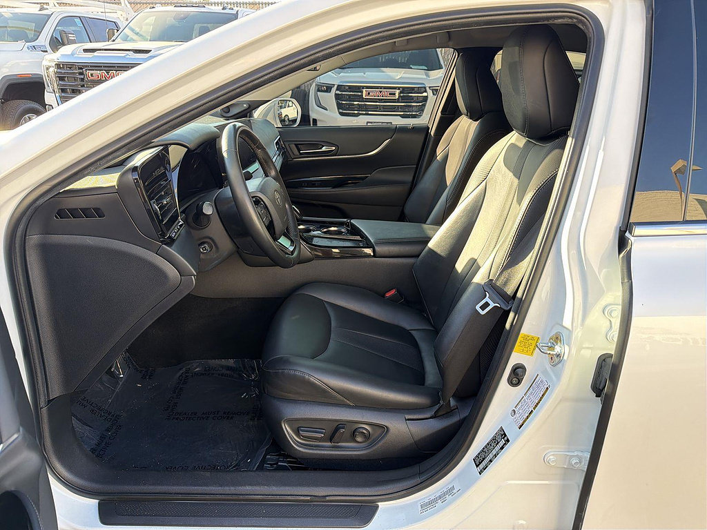 Used 2023 Toyota Mirai w/ Advanced Technology Package RWD image 18