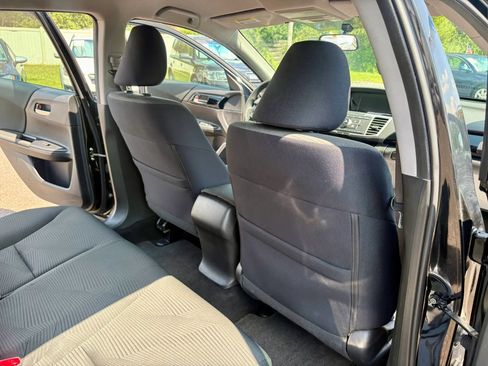 Used 2017 Honda Accord LX image 19