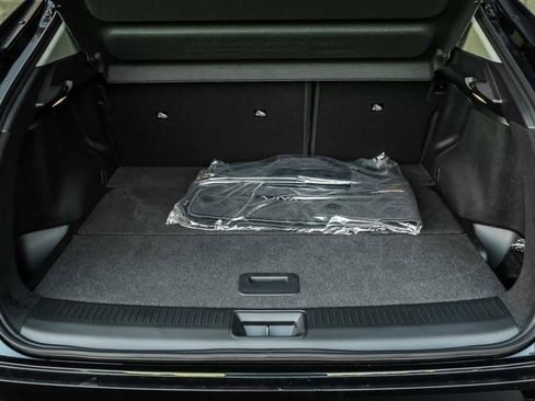 Used 2024 Nissan Ariya AWD image 17