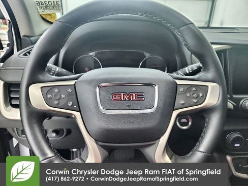 Used 2024 GMC Terrain Denali w/ Denali Premium Package image 22