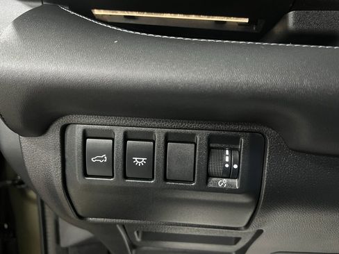 Used 2023 Subaru Ascent Touring image 35