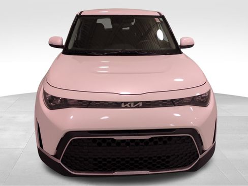 Certified 2023 Kia Soul S image 9