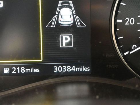 Used 2024 Nissan Kicks SR w/ SR Premium Package image 19