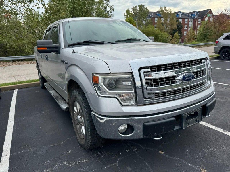 Used 2014 Ford F150 XLT w/ Equipment Group 302A Luxury AWD/4WD image 4